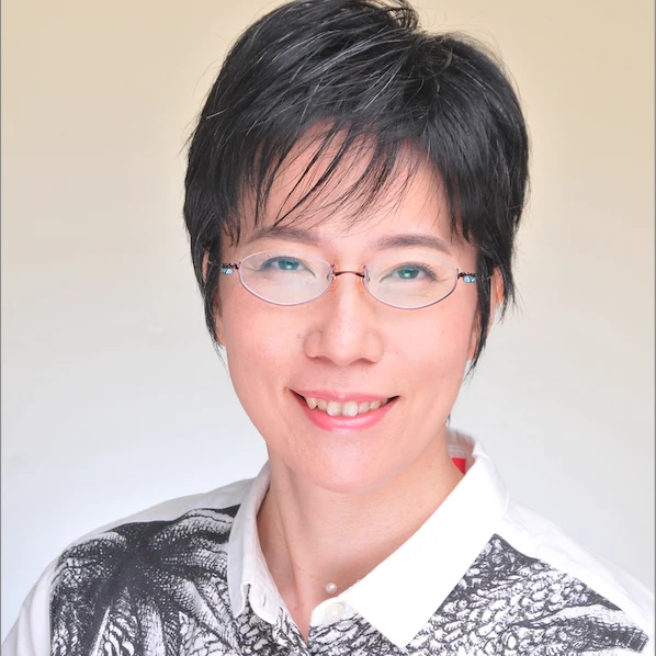鳥井雪さん